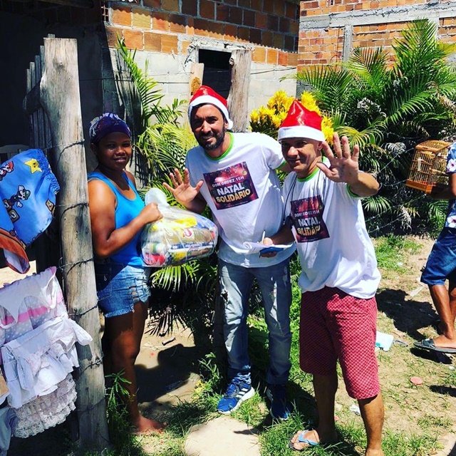 Natal Solidário do Machadinho contempla mais de 30 famílias | Camaçari  Notícias