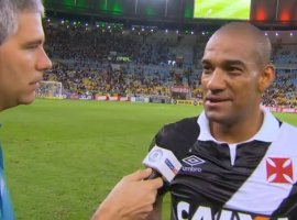 [Jogador do Vasco detona comentarista da Globo ao vivo: Deveria saber mais]