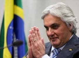 [Senador Delcídio Amaral deixa a prisão em Brasília]