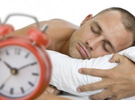[Dormir menos de seis horas por noite aumenta o risco de morte]