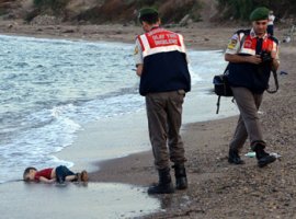 [Criança morta em praia da Turquia se torna símbolo de crise migratória na Europa]