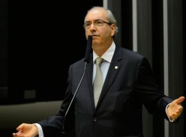 [Falta de provas e documentos levou Cunha a arquivar pedidos de impeachment]