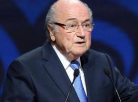 [Blatter será suspenso por 90 dias pelo Comitê de Ética da Fifa]