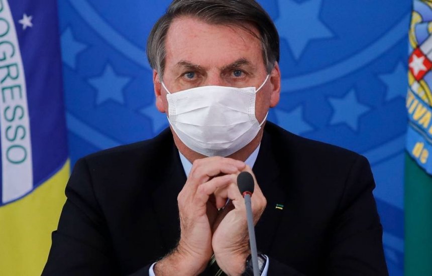 [Bolsonaro diz que pode já ter sido infectado pelo coronavírus e menciona possível novo teste]