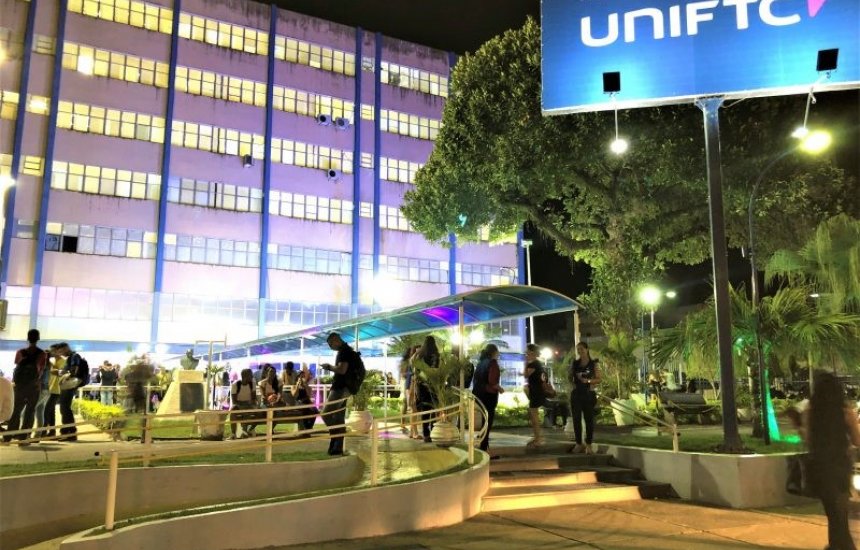 [Rede UniFTC implementa quatro novas faculdades com Direito 5.0]