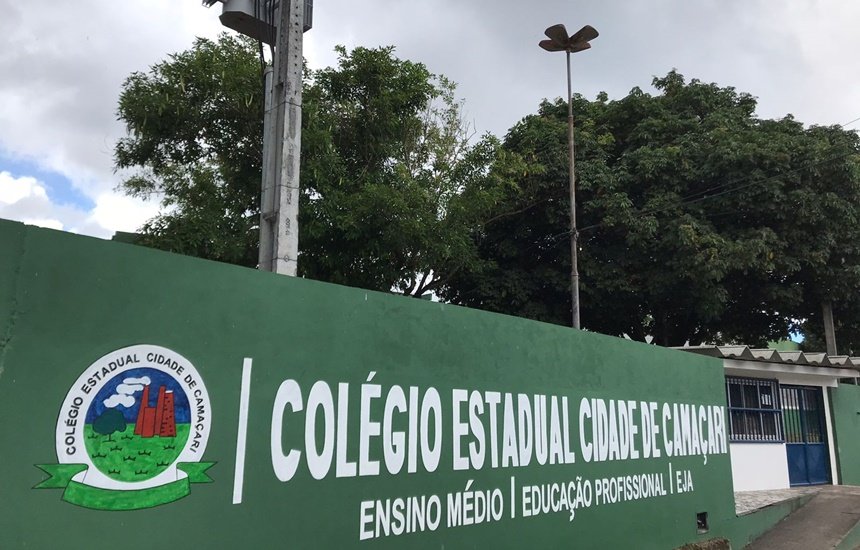Colégio Estadual Cidade de Camaçari oferece ensino médio, técnico e EJA