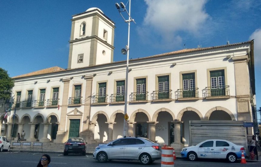Com aumento dos casos de Covid-19, Câmara de Salvador anuncia suspensão de atividades presenciais