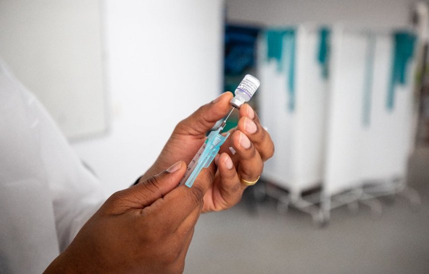 [Vacinação contra Covid-19 avança em Camaçari para crianças a partir de 6 anos]