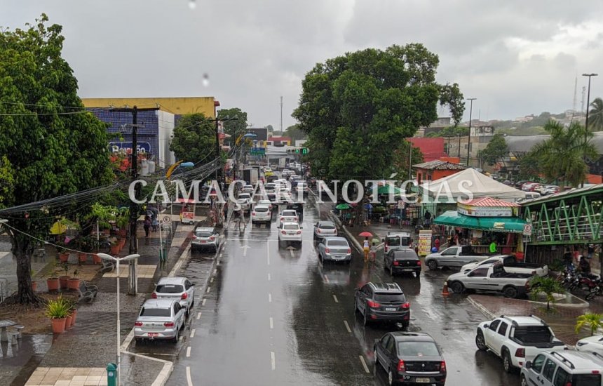 [Mau tempo: chuva em Camaçari deve seguir até domingo (30)]