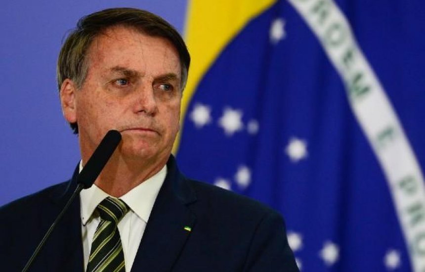 [Moraes nega recurso de Bolsonaro e reitera que presidente deve dar depoimento presencial à PF]