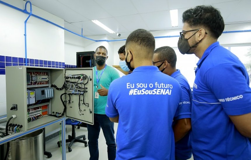 [Cursos técnicos: Senai Bahia abre inscrições e oferece 380 bolsas de estudo]
