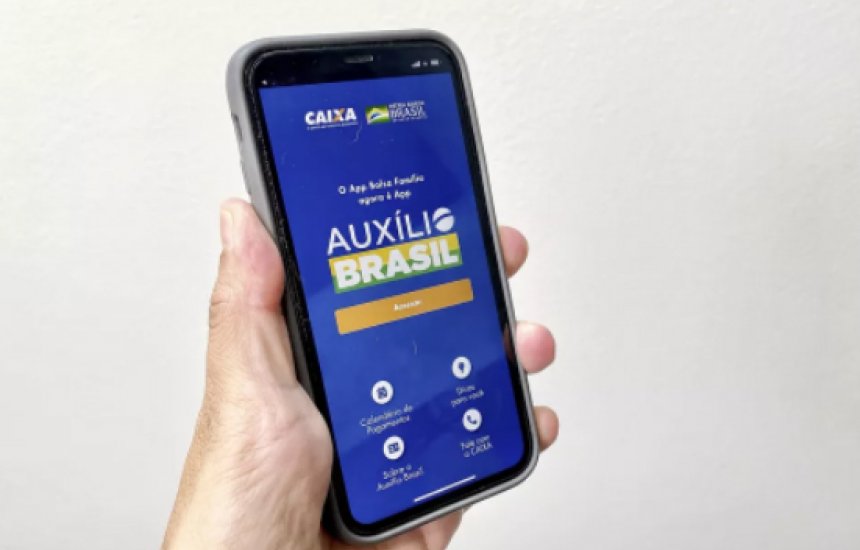 Auxílio Brasil: pagamento do mês de maio começa na próxima quarta (18) 