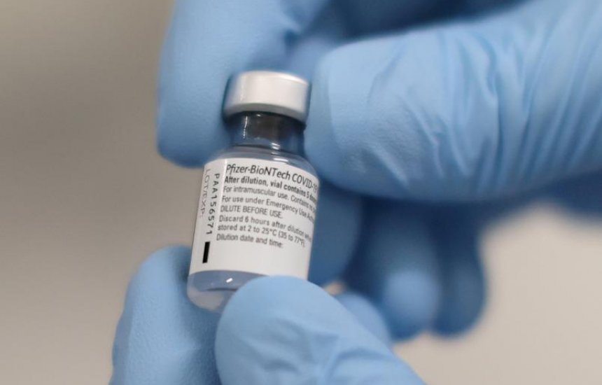 Covid-19: vacinas da Pfizer estão em falta em Camaçari; vacinação continua com outros imunizantes