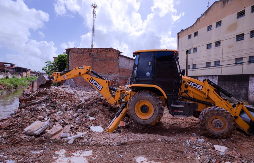 [Mais de 30 casas ainda serão demolidas em ação preventiva no Jardim Brasília]