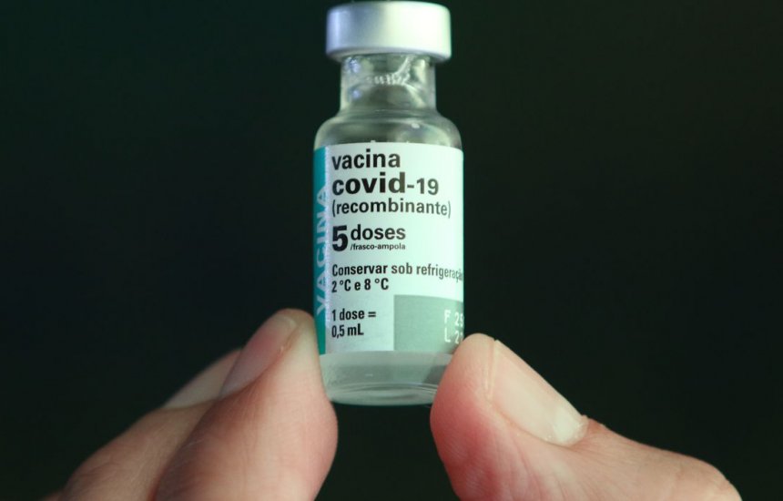 [Governo libera compra de vacinas contra a Covid-19 pela iniciativa privada]