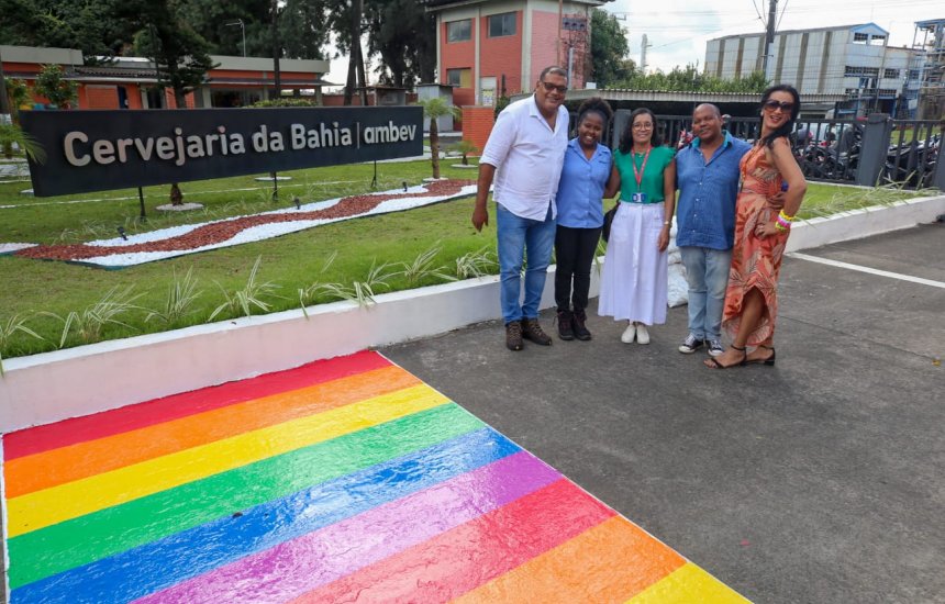 [Em comemoração ao Dia do Orgulho LGBTQIA+, SOMA promove palestra sobre diversidade na Ambev]