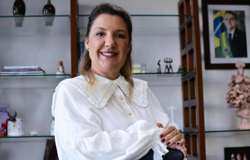 [Bolsonaro escolhe Daniella Marques para ser a nova presidente da Caixa]